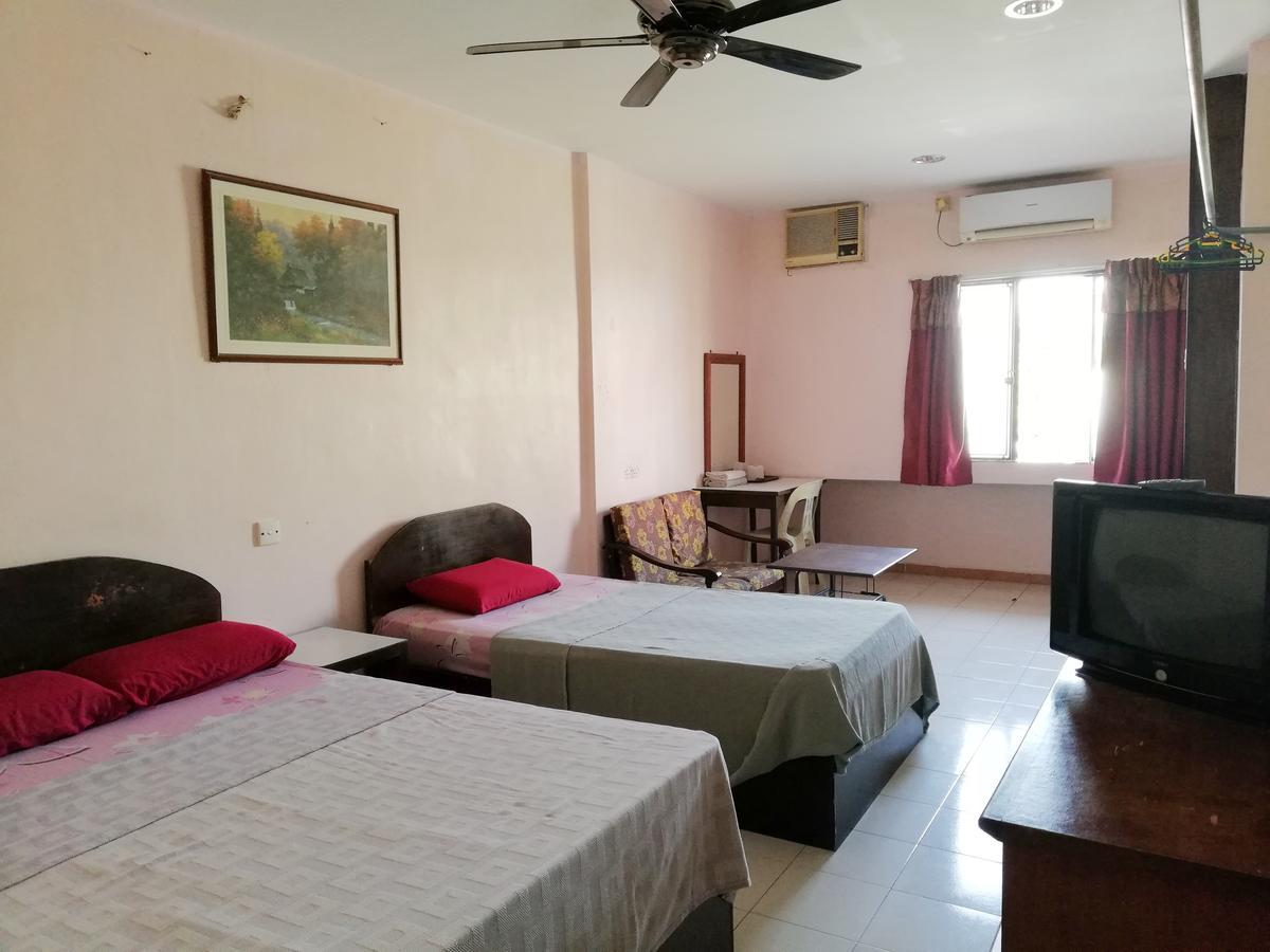 New Budget Inn Hotel Chukai Exterior photo